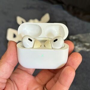 AirPods Pro (Second Gen), several extra ear cover prices.